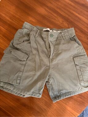 Bershka Women's Green Cargo Shorts